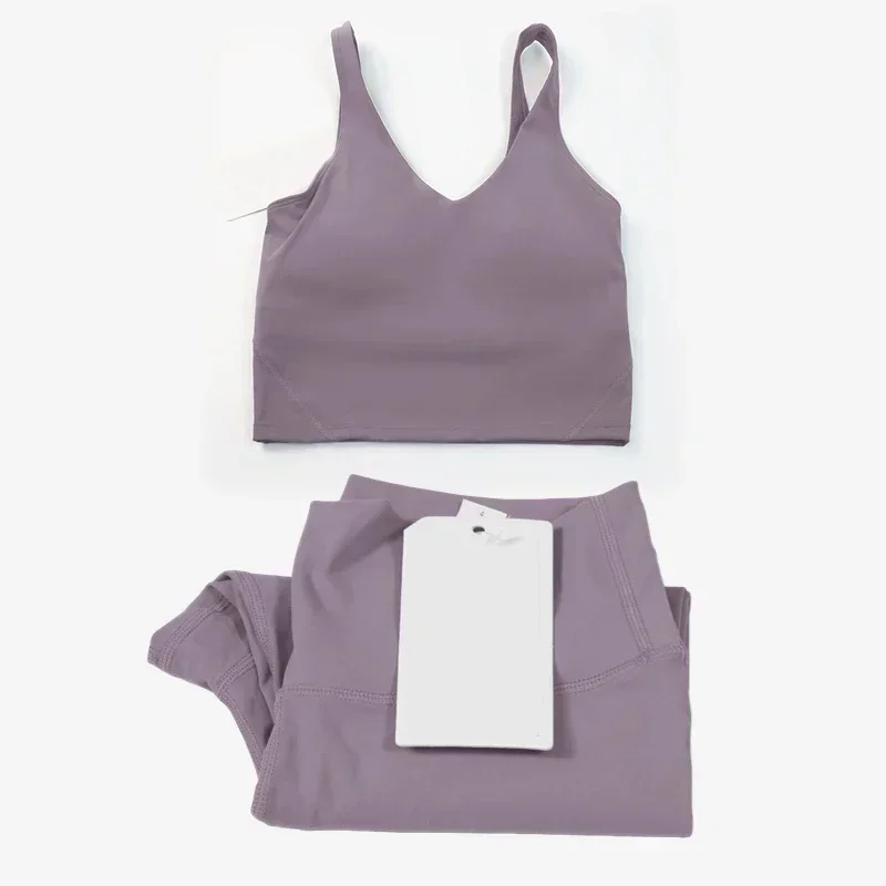 Yoga & Fitness With Denise - Classic women's 2-piece yoga outfit: U-shaped