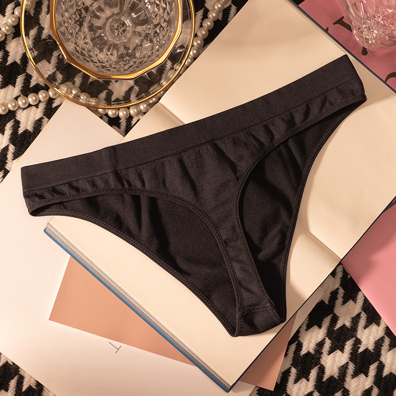 Low Waist Sexy Thong Women Pan - Yoga & Fitness With Denise recension och pris
